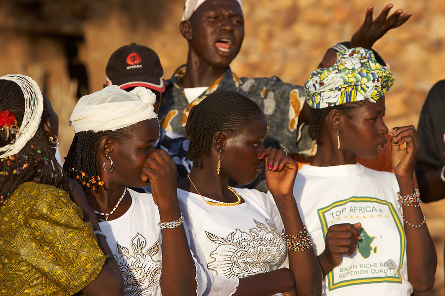 72   Celebrating christmas   Begnimato